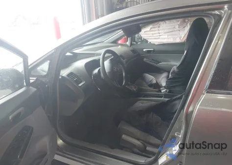 2008 Honda Civic Lx z USA, uszkodzony, nr VIN 2HGFA16518H330996